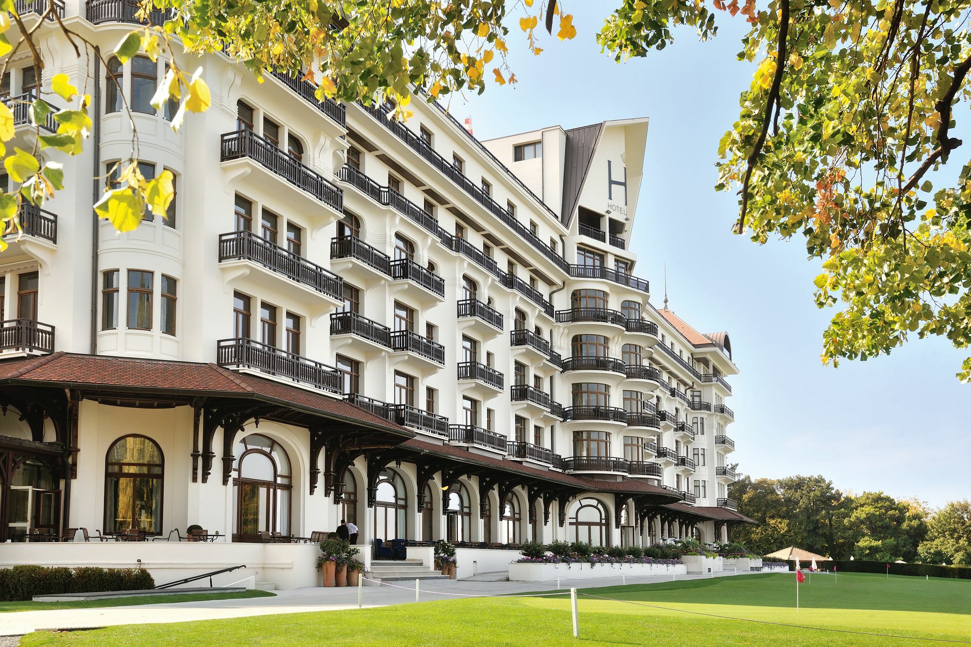 Hôtel Royal Évian-les-Bains Buitenkant foto